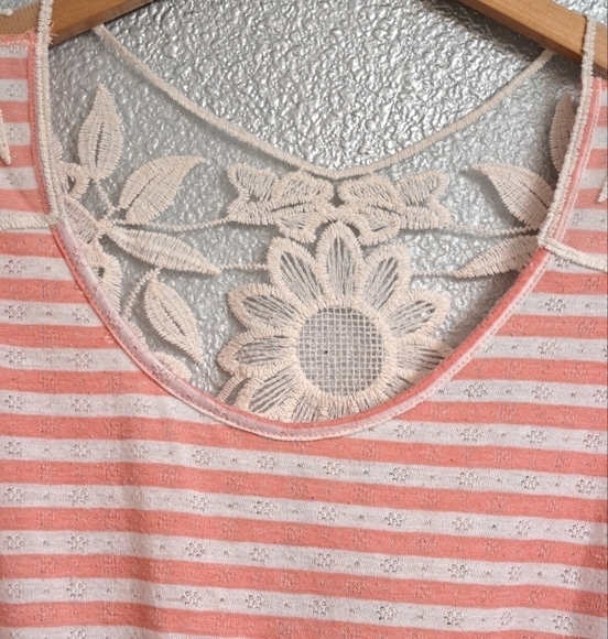 Striped Drawstring Angel Wings Top  Size  XXL - Picture 2 of 7